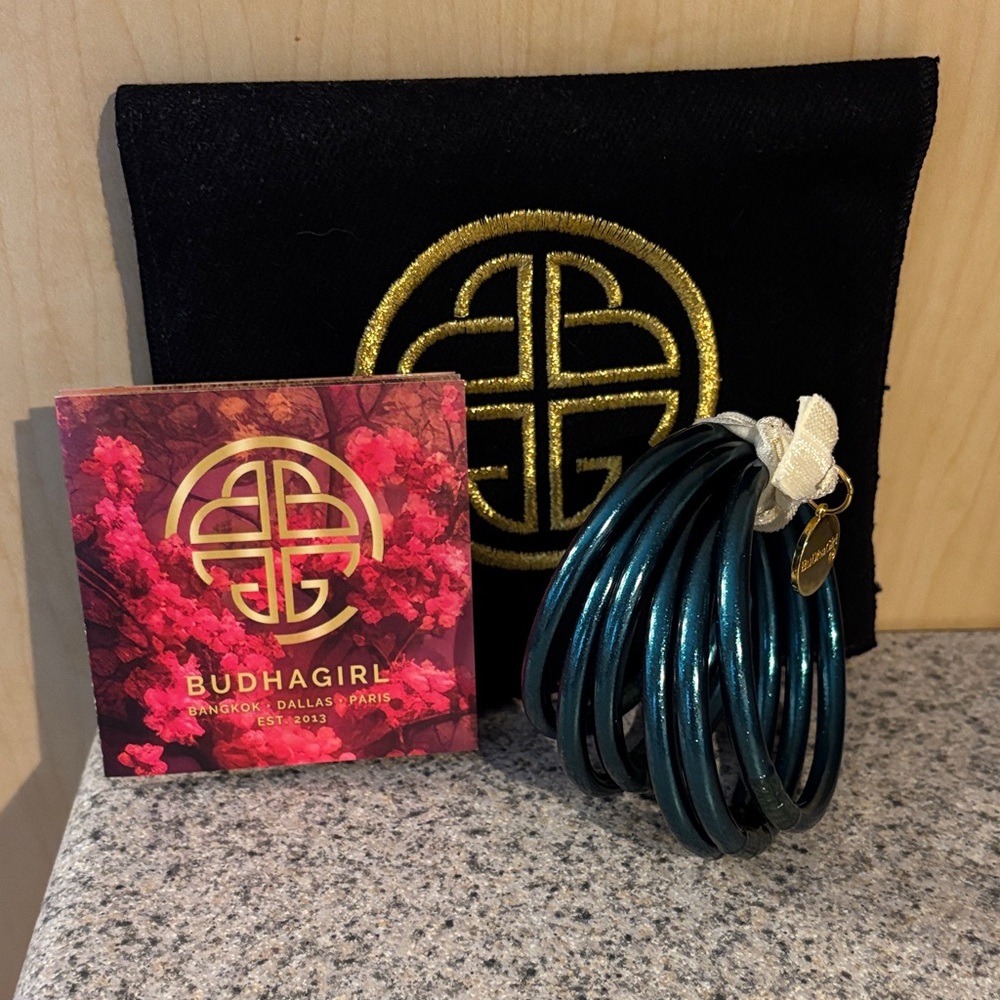 New BUDHAGIRL Set of six bangles! ❤️